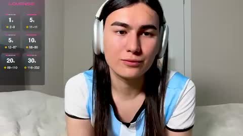 heyalena online show from July 19, 2026, 9:29 pm