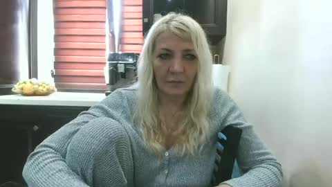 Heyheygrey online show from July 21, 2026, 12:07 pm