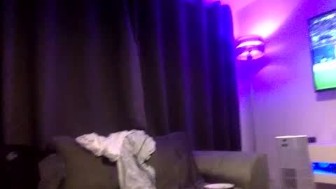 hhhbbjjbjjhbgg online show from July 12, 2026, 2:24 am