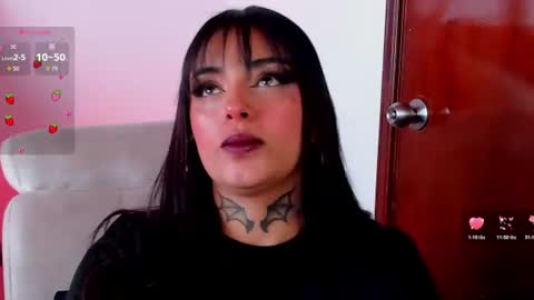  Karol  Independent Model online show from June 17, 2026, 3:24 pm