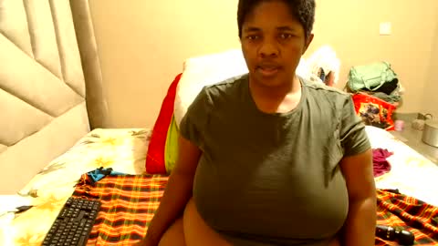 hips2sexy online show from August 6, 2026, 3:19 am