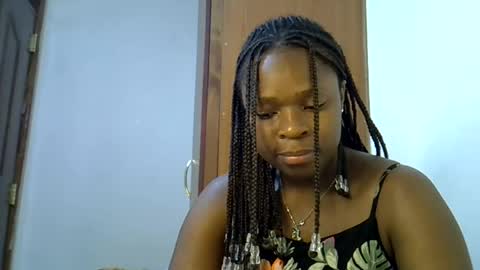 holy_ebony online show from July 25, 2026, 7:11 pm