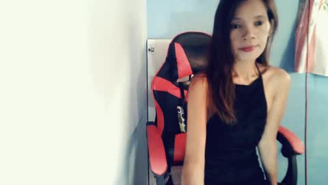honey_mollyxx online show from July 15, 2026, 10:15 pm