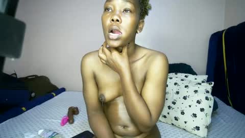 Snapshot of honey_nubia0 chatting on June 30, 2026, 9:27 pm honey_nubia0 online show from June 30, 2026, 9:27 pm