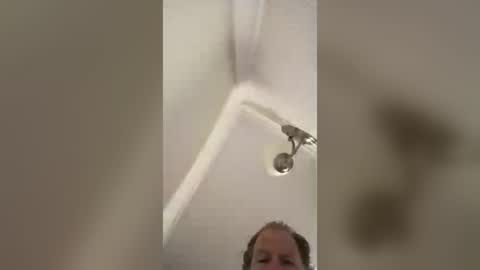 honeybear2026 online show from July 26, 2026, 4:31 am