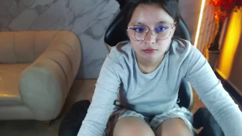 honeydoll_tf online show from May 10, 2026, 1:00 am