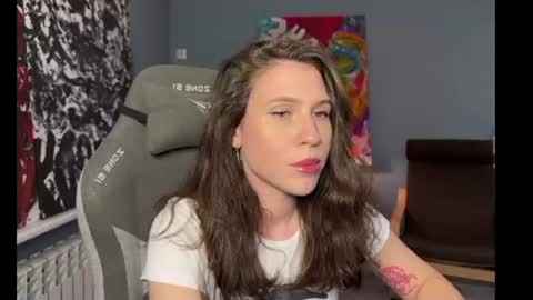 honeyed_hazze online show from June 14, 2026, 6:21 pm