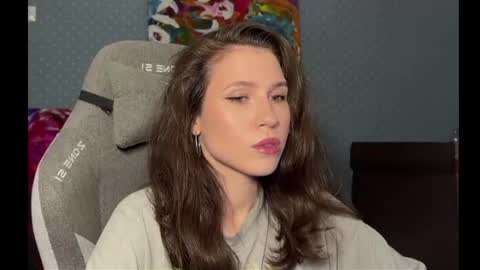 honeyed_hazze online show from June 15, 2026, 5:26 pm
