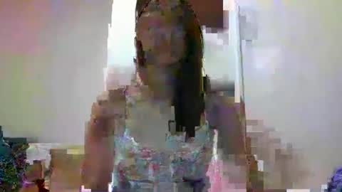 honeytarte online show from May 6, 2026, 4:12 pm