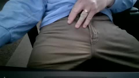hornyhubby1001 online show from May 6, 2026, 2:44 pm