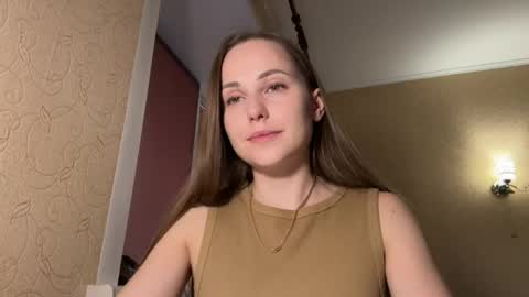 hot_chance_ online show from May 5, 2026, 2:25 pm