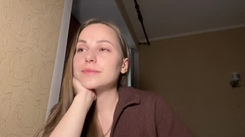 hot_chance_ online show from May 6, 2026, 1:38 pm