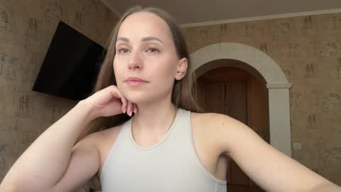 hot_chance_ online show from May 13, 2026, 1:19 pm