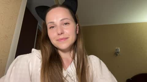hot_chance_ online show from May 23, 2026, 1:37 pm