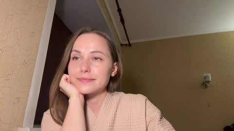 hot_chance_ online show from May 27, 2026, 3:42 pm