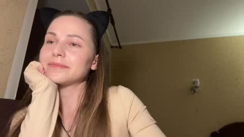 hot_chance_ online show from May 28, 2026, 5:21 pm