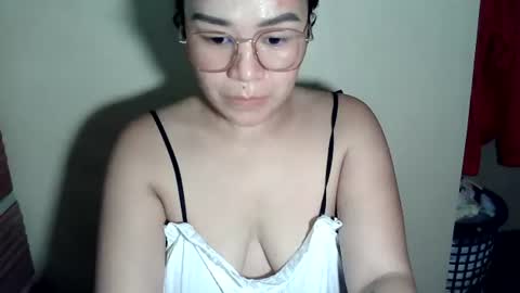 hot_emma1112 online show from June 20, 2026, 7:11 am