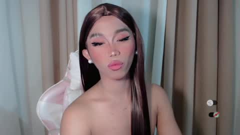 Khianna online show from July 18, 2026, 4:00 pm