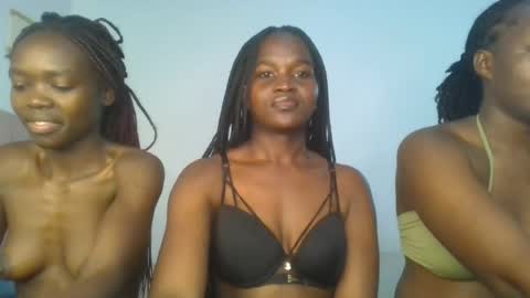 Petite online show from June 29, 2026, 3:46 am
