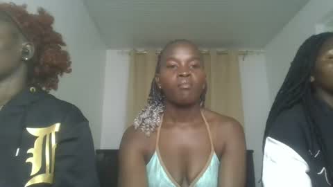 Petite online show from July 29, 2026, 2:21 am