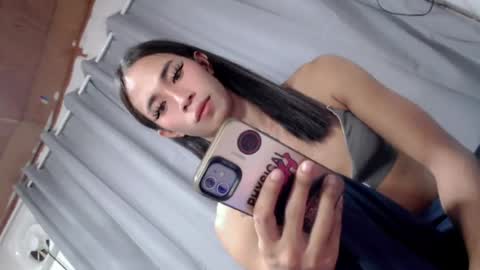 hotgirl_krisxx online show from July 20, 2026, 10:56 pm