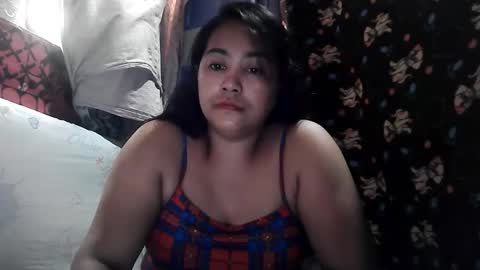Hotlea20 online show from May 25, 2026, 3:23 am