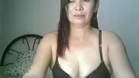 hotmamajen4u online show from June 20, 2026, 12:08 pm
