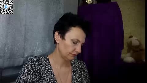 hotmamaqueen234 online show from June 19, 2026, 12:04 am
