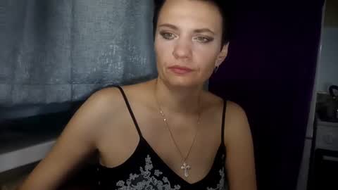 hotmamaqueen234 online show from July 23, 2026, 12:02 am