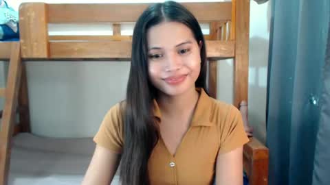 hottest_jielay online show from June 16, 2026, 3:09 am