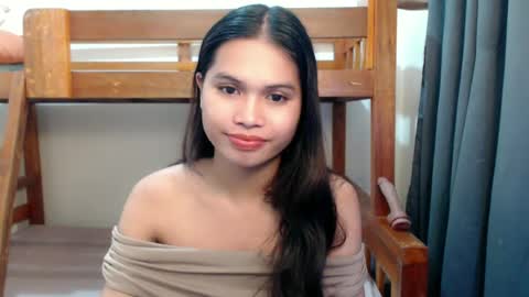 hottest_jielay online show from July 8, 2026, 11:48 am
