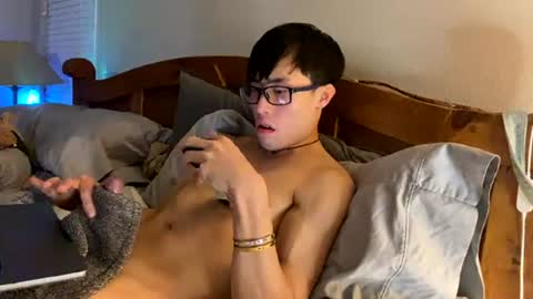 hottiewithabody101 online show from July 25, 2026, 3:59 am