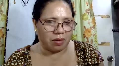 hottycrissy4u online show from July 20, 2026, 7:22 am