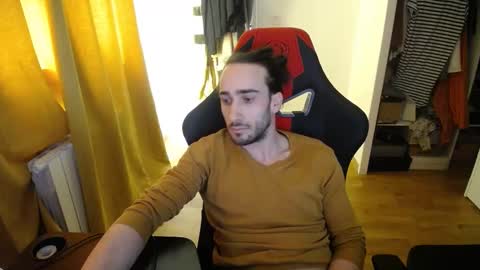 HotWolffy online show from March 7, 2025, 2:12 pm
