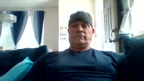 hotyummycock69 online show from May 22, 2026, 8:14 pm