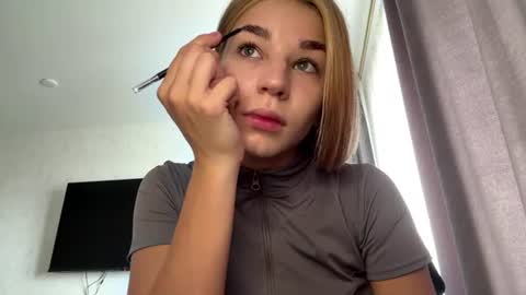 Tessa  online show from July 21, 2026, 7:43 am