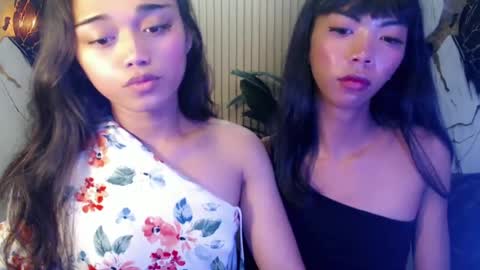 huxley_elenoise online show from July 5, 2026, 4:19 am