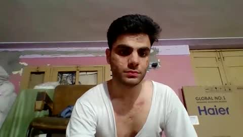 huzaifa654 online show from November 2, 2025, 10:34 pm