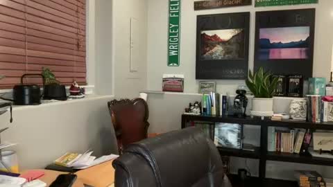 hvnter_fox online show from July 13, 2026, 9:01 am