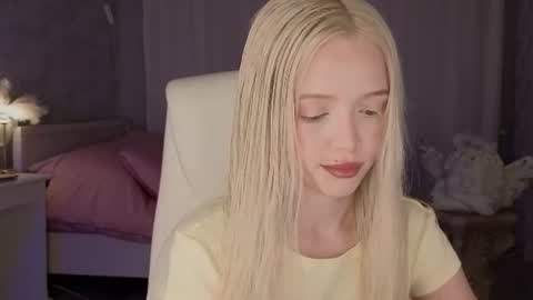 Joselle online show from June 28, 2026, 9:43 pm