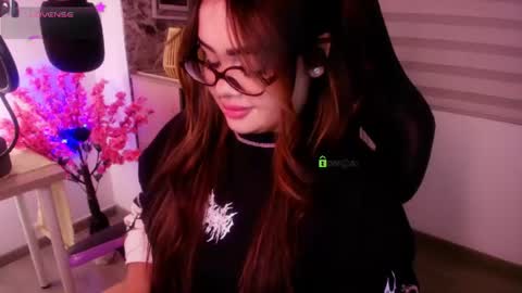 Ari online show from August 6, 2026, 2:13 am