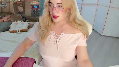 HiI am  EvaPVT is open  online show from May 26, 2026, 1:40 pm