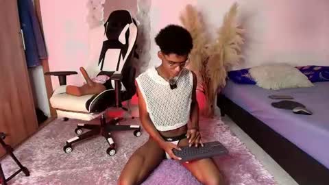 iamandrey_ online show from July 17, 2026, 12:06 am