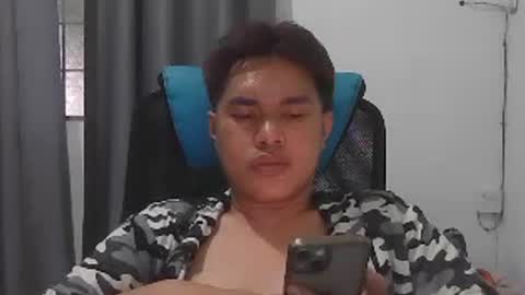 Adrianhot online show from June 25, 2026, 8:52 am