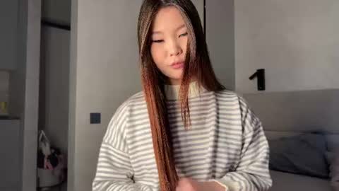 iamyuki_ online show from June 24, 2026, 1:04 am