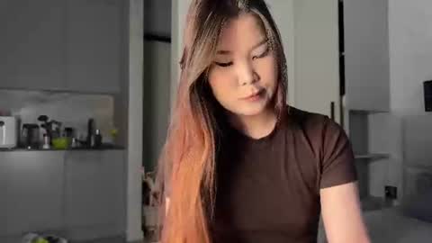 iamyuki_ online show from June 27, 2026, 2:16 am