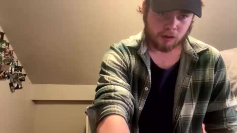 Snapshot of ianrobbins6 chatting on March 6, 2026, 1:18 pm ianrobbins6 online show from March 6, 2026, 1:18 pm