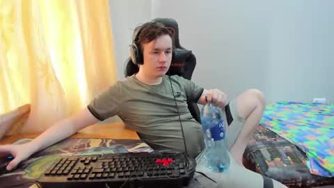 iliaskris online show from July 22, 2026, 1:36 pm