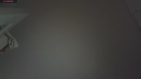 Isa Vasquez  online show from July 26, 2026, 7:59 am