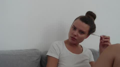 Sweet girl online show from June 27, 2026, 1:50 pm